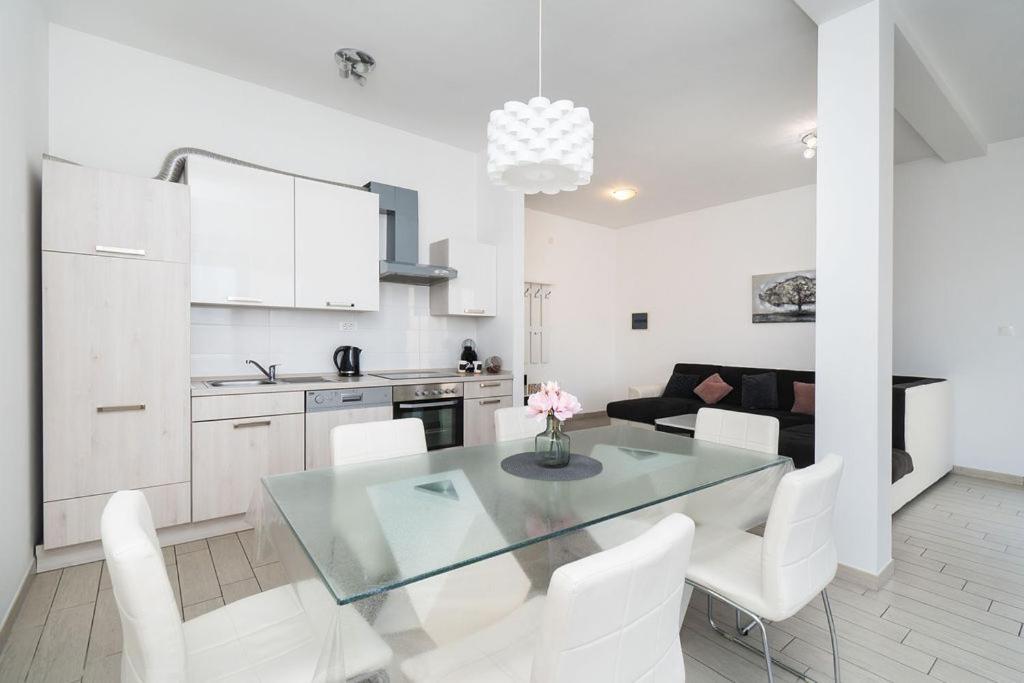 Apartments Grubisic - Sibenik - Parking Included Экстерьер фото