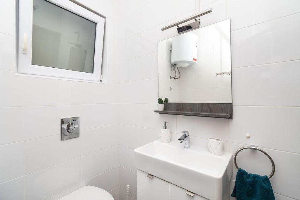 Apartments Grubisic - Sibenik - Parking Included Экстерьер фото